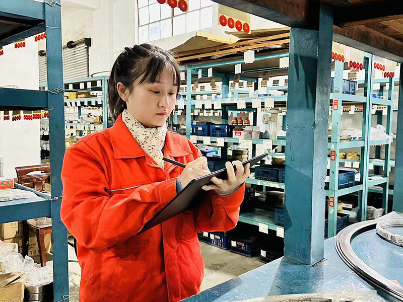 生产部物资管理处业务能手—权萧庆 生产部物资管理处业务能手—权萧庆